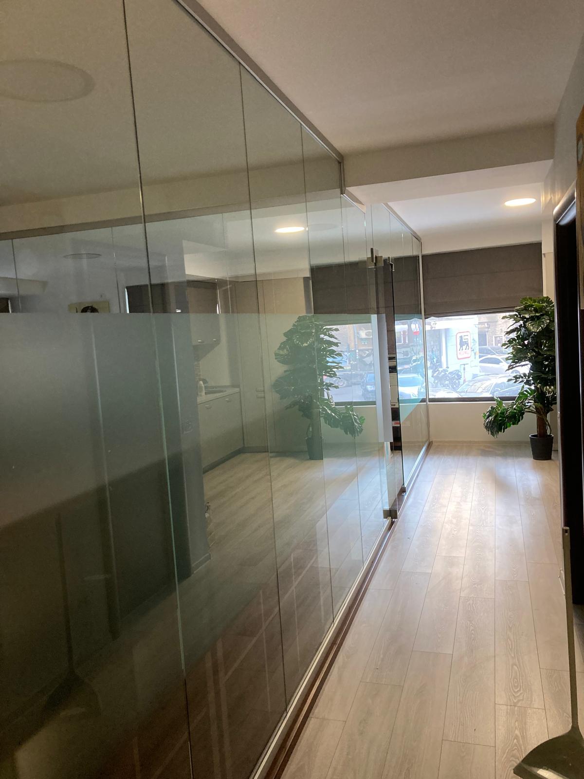 Compartimentare sticlă